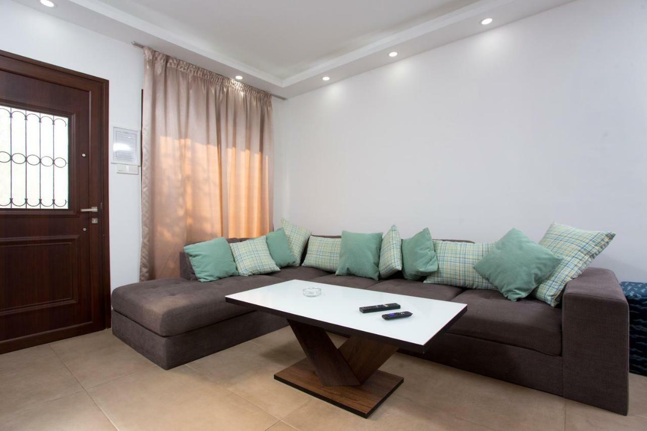 Galatex Beach Living By Trulycyprus 利马索尔 外观 照片