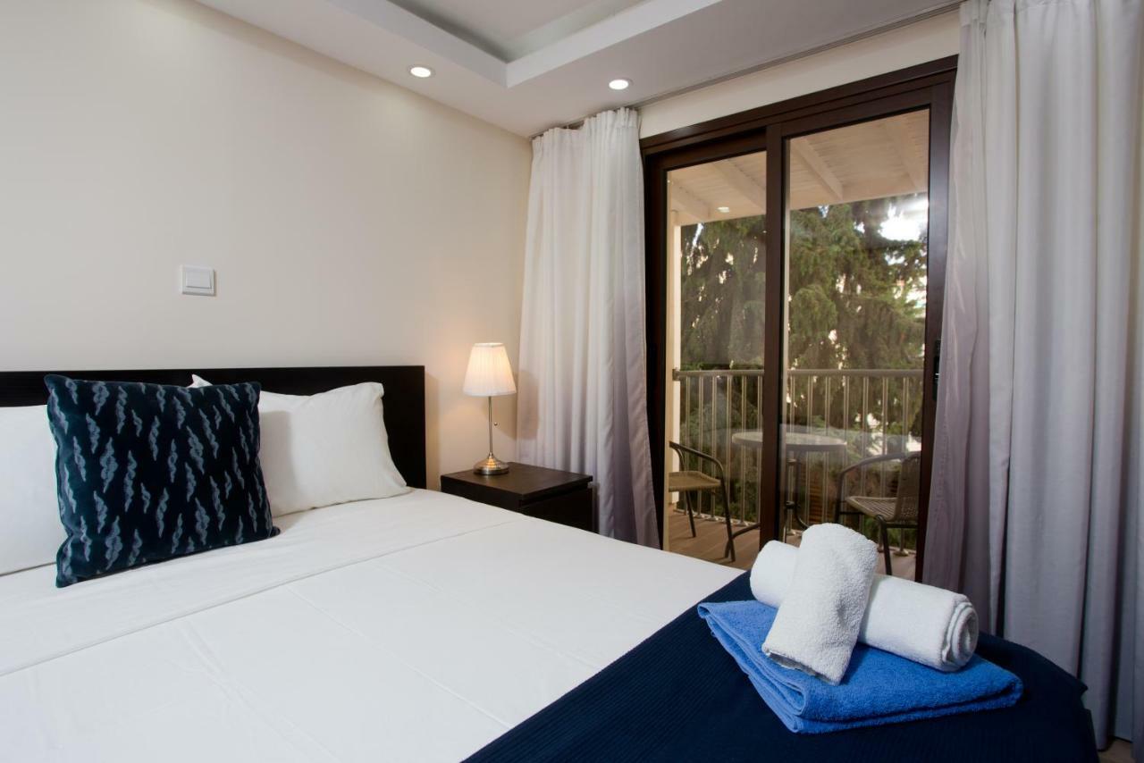 Galatex Beach Living By Trulycyprus 利马索尔 外观 照片