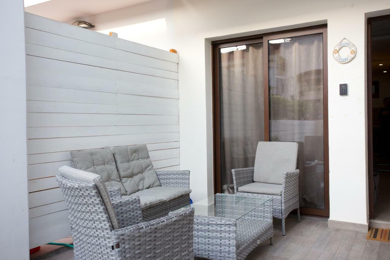 Galatex Beach Living By Trulycyprus 利马索尔 外观 照片